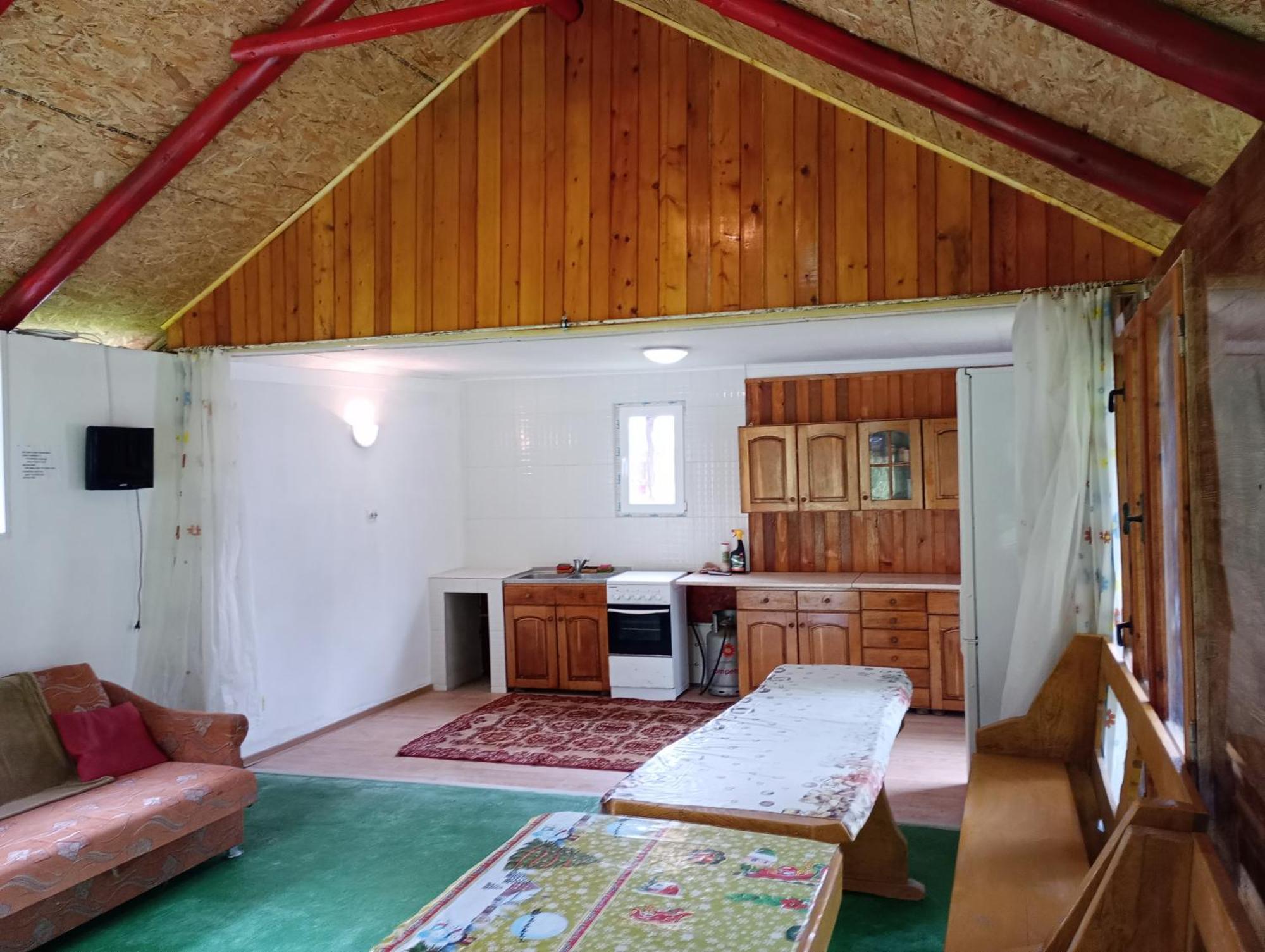 Pensiunea Irina 3 Zărneşti Exteriör bild